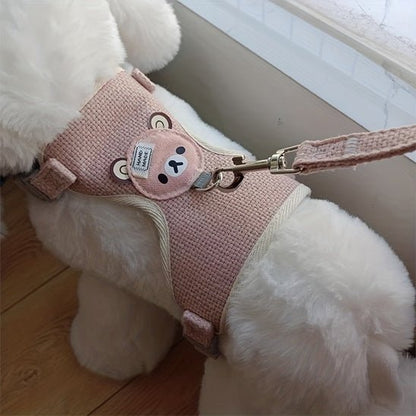 chien portant elegant harnais chien fenetre